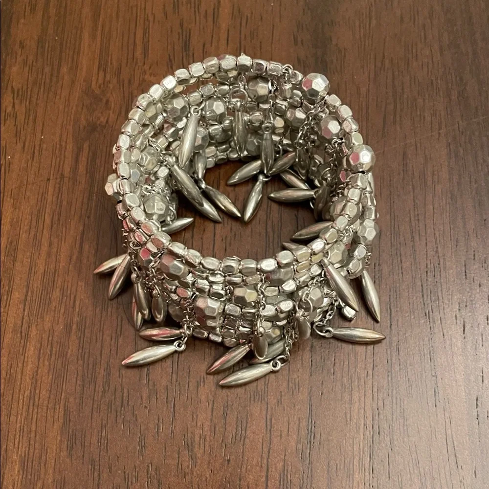 Lovisa - Picture 5 of 5